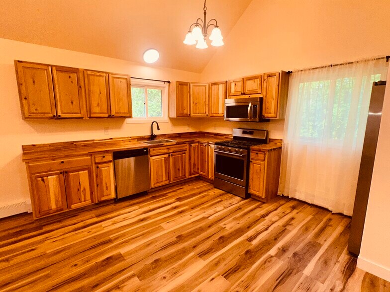 Building Photo - 5921 W Locksley Loop