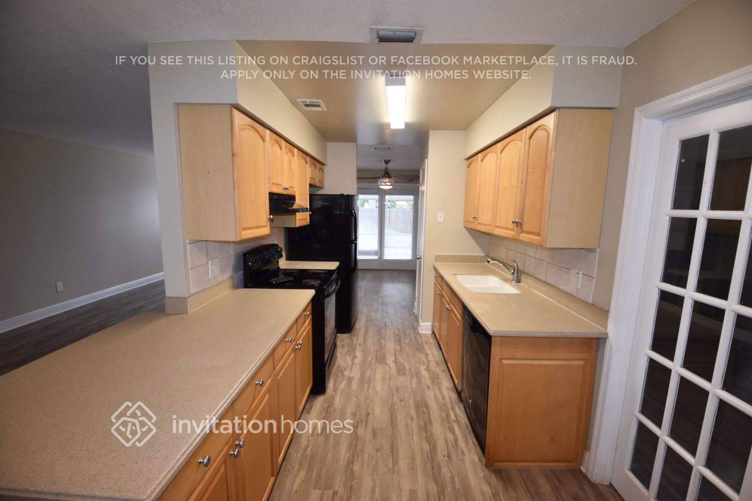 Building Photo - 405 Chestnut Ave