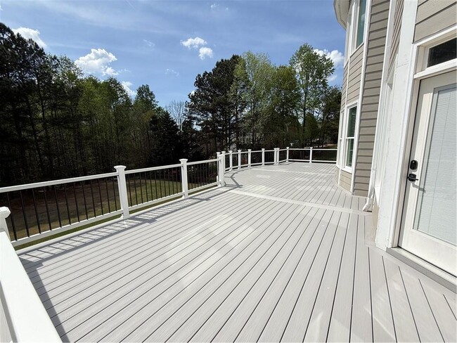 Building Photo - 1660 Briergate Dr