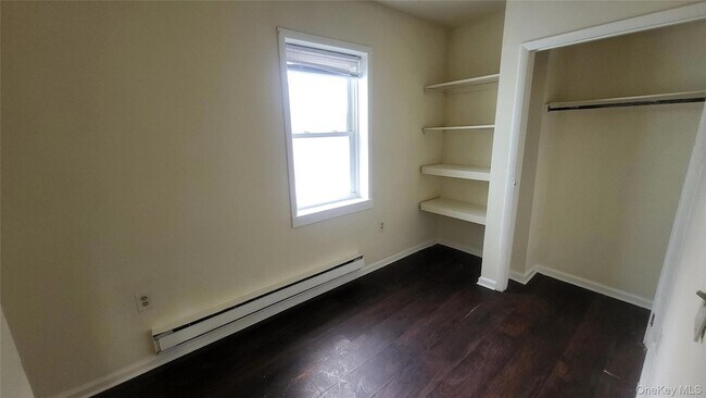 Building Photo - 67 Academy St