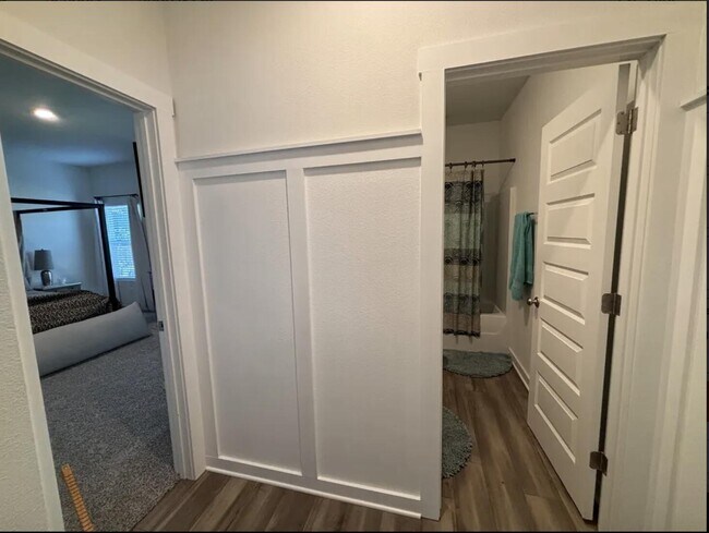 Building Photo - 58 Sandhill Ct