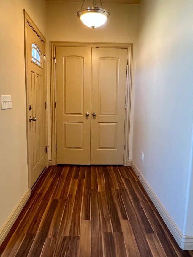 Building Photo - PRICE REDUCED:  LG 4-BED TOWNHOUSE NOW $1,995