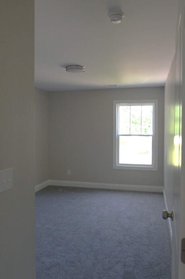 Building Photo - 7444 Malabar Rd