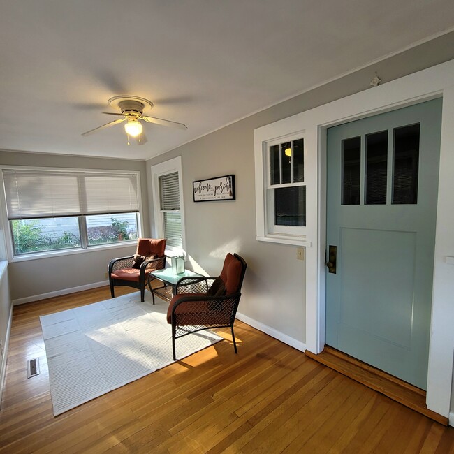 Enclosed front porch - 1148 J Ave NW