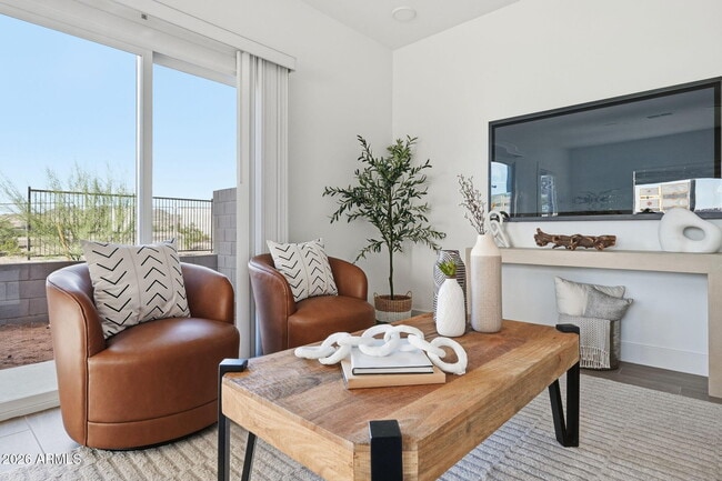 Building Photo - 8137 E Brown Rd