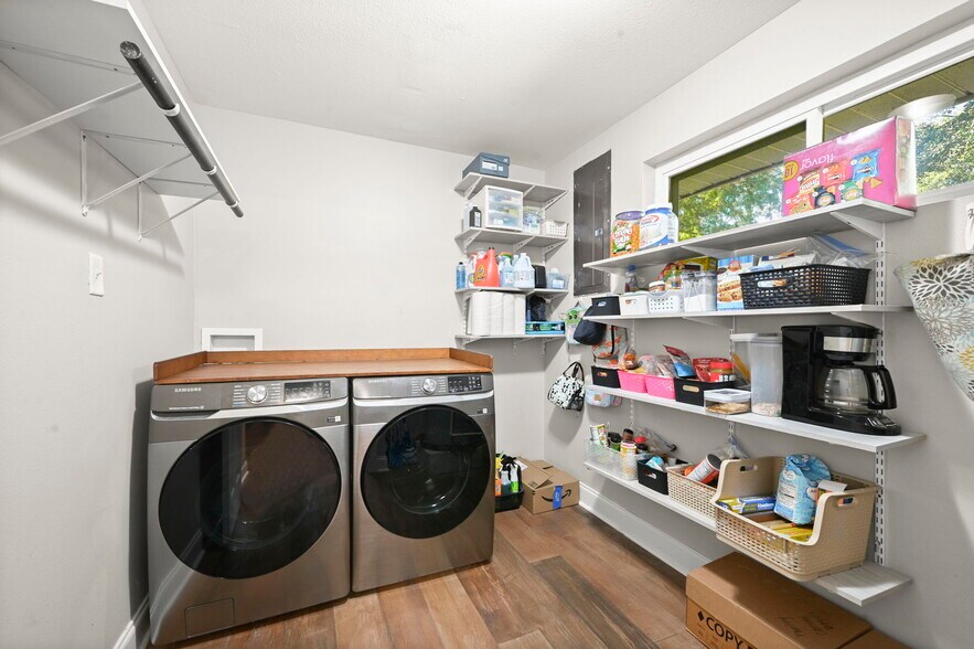 Building Photo - 23705 Walker South Rd