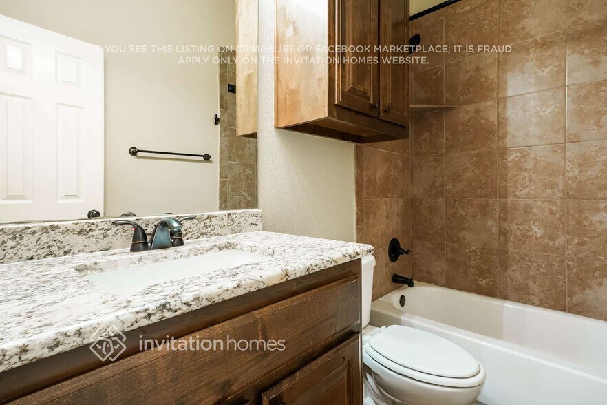 Building Photo - 2321 Trace Ridge Dr
