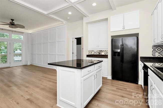 Building Photo - 450 New Bern Station Ct