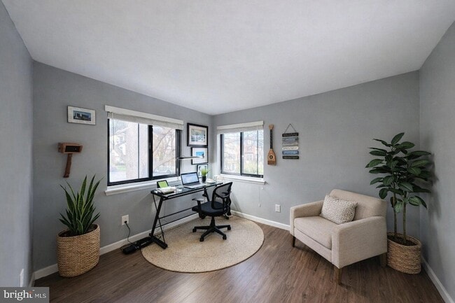 Building Photo - 18428 Point Seneca Pl