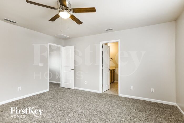 Building Photo - 4131 White Kestrel Dr