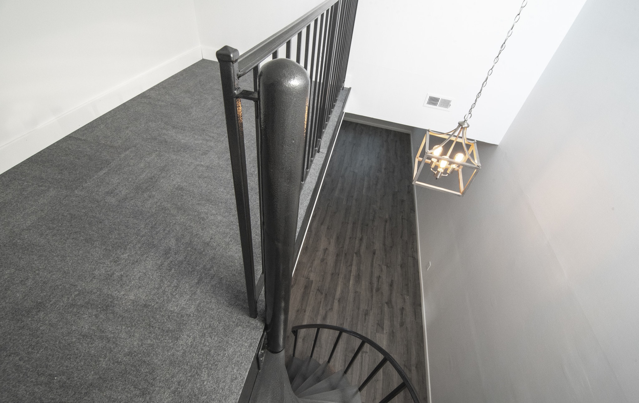 Loft - 1825 Bridgetown Pike
