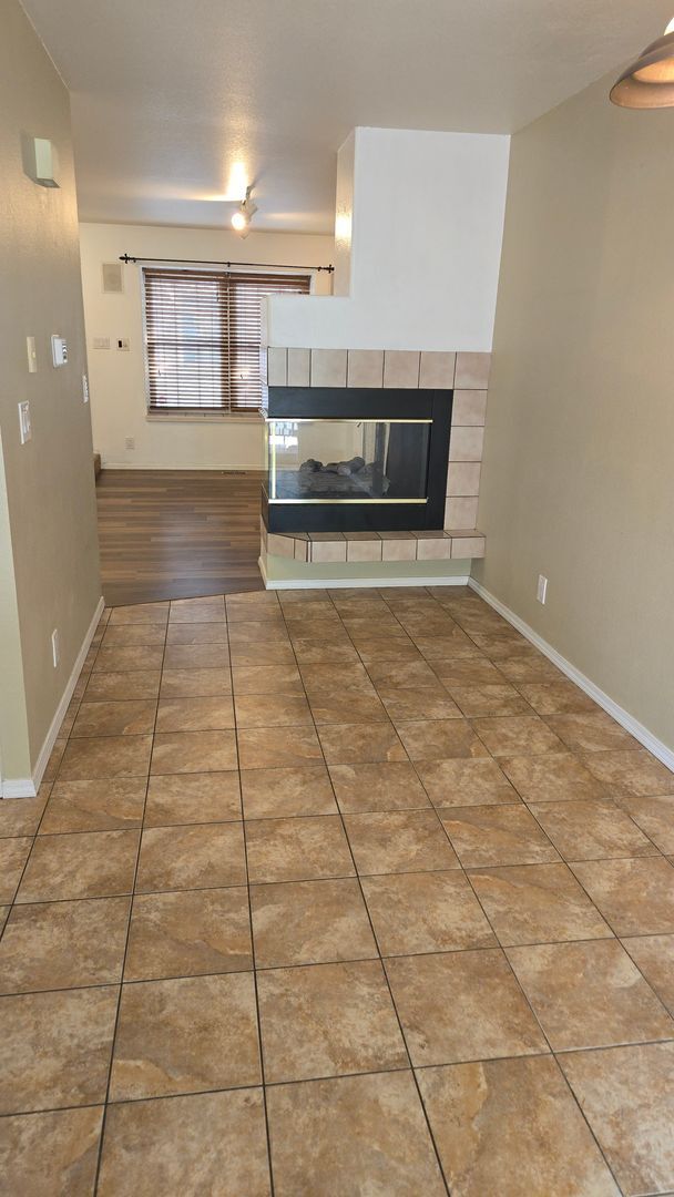 Building Photo - 6048 Colony Cir - Rockrimmon -  3 Bed/ 3 B...