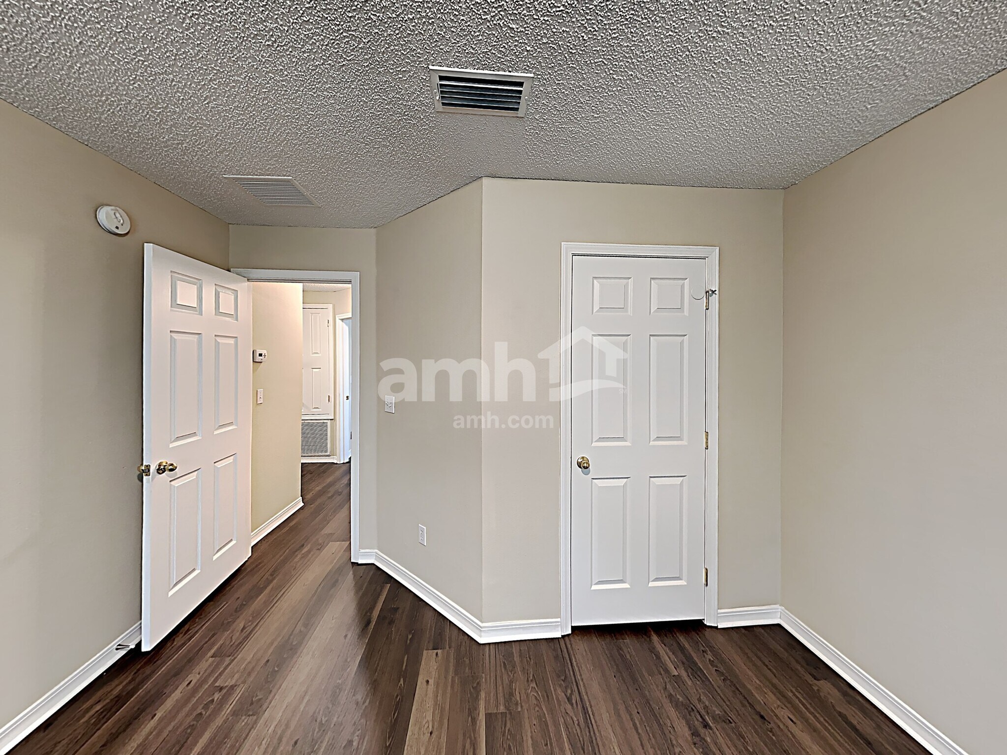 Building Photo - 2712 Taylor Hill Dr