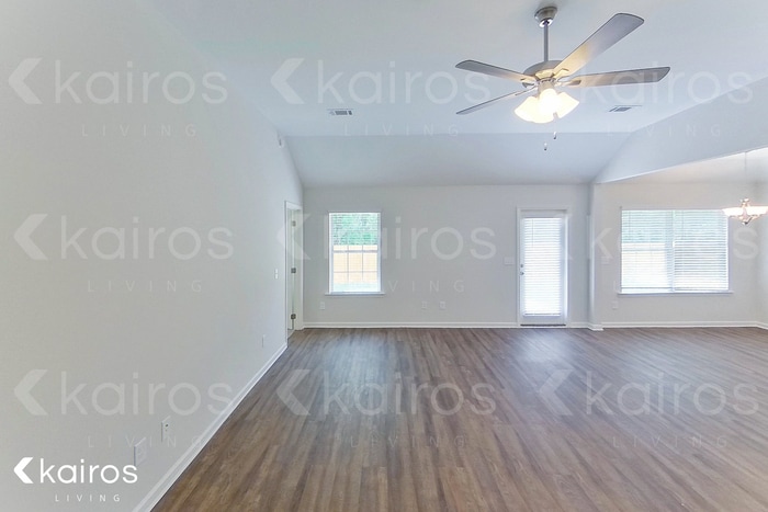 Building Photo - 421 McGriff St