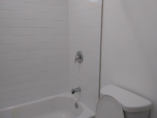 Building Photo - 5333-5335 4th Ave