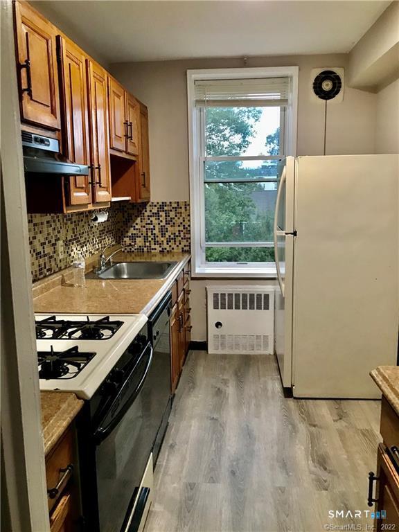 Building Photo - 7 4th St