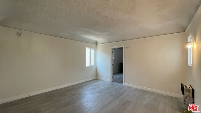 Building Photo - 836 S Catalina St