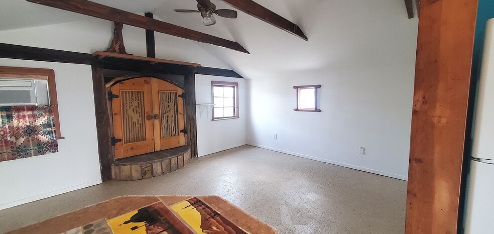 Building Photo - 541 W Palo Verde Ave