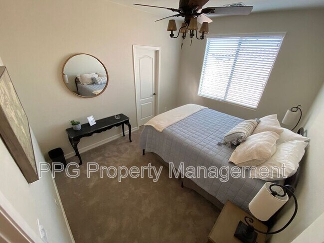 Building Photo - 14443 W Boca Raton Rd