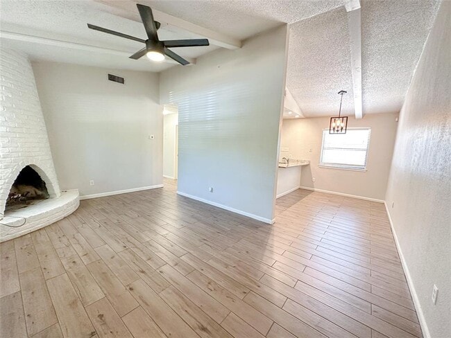 Building Photo - 11513 Whitewing Ave