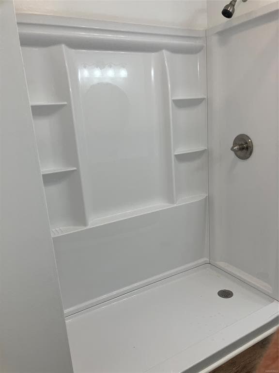 Building Photo - 5421 Shady Dr