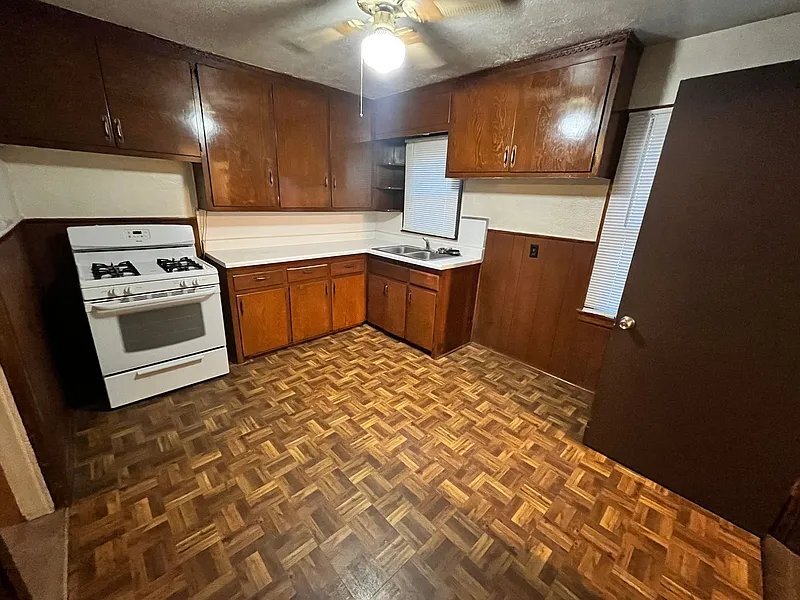 Building Photo - 1407 Felix Pl