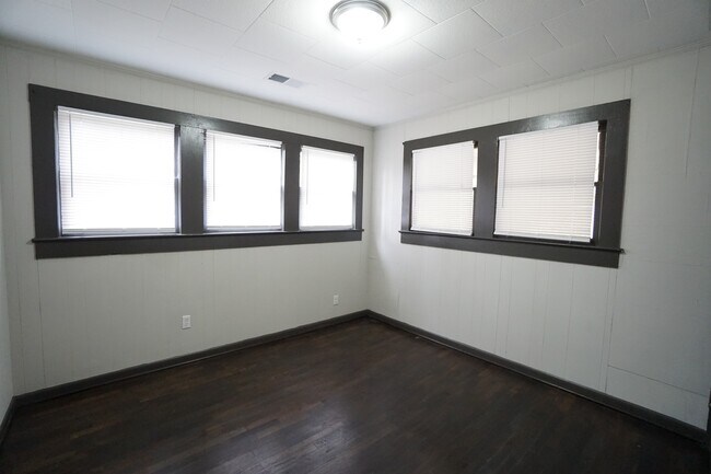 Building Photo - 941 McDonald Chapel Rd