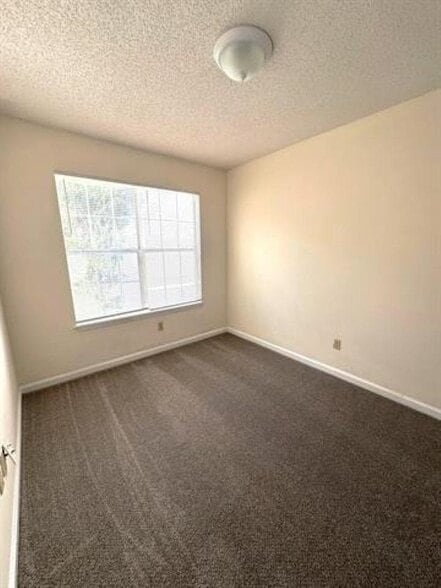 Building Photo - 1515 Paul Russell Rd