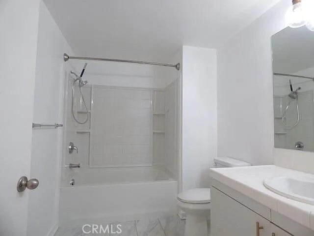 Building Photo - 875 G St