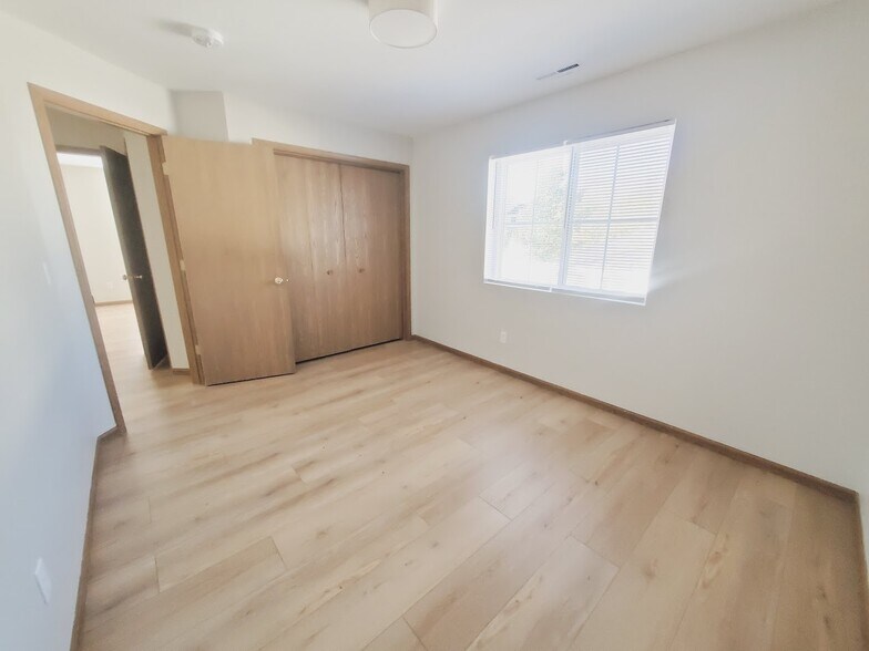 Building Photo - 1200 Murray St NE