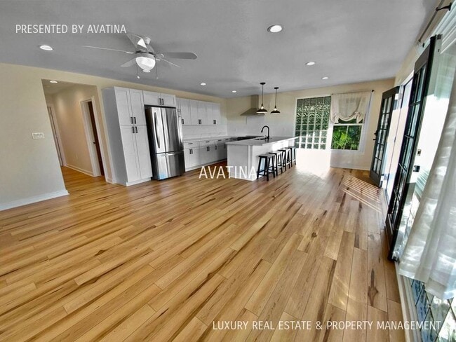 Building Photo - 2330 Makanani Dr