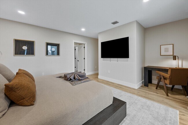 Building Photo - 2785 Polo Island Dr