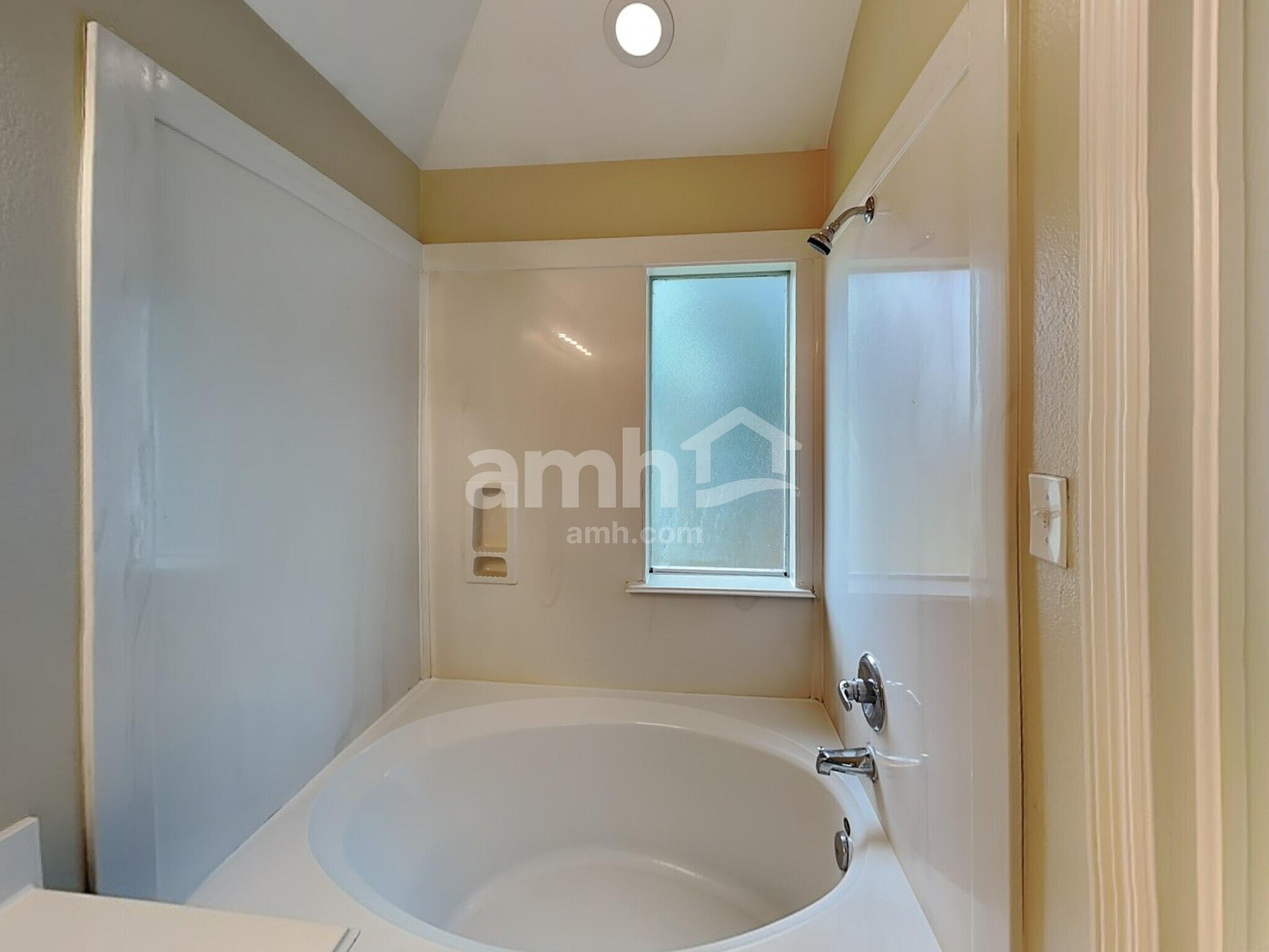 Building Photo - 4807 Chase Court Dr