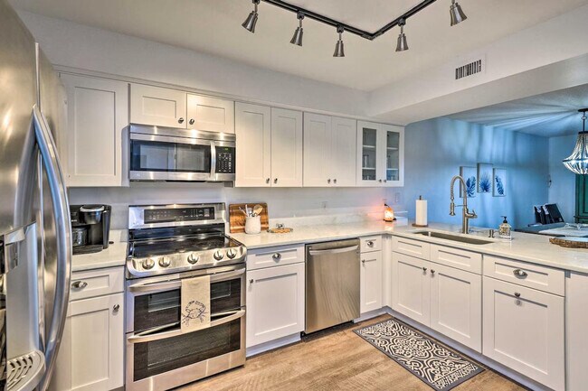 Building Photo - 51 Sand Dollar Dr