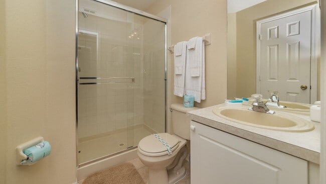 Building Photo - 8190 Fan Palm Way