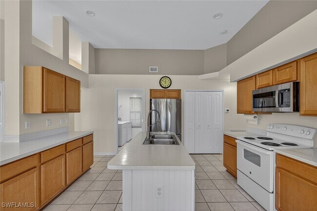 Building Photo - 2729 Branch Ln