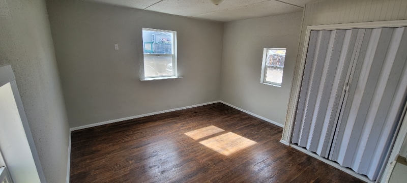 Building Photo - 218 N Chester Ave