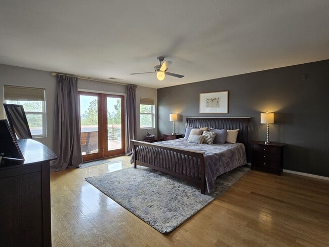 Building Photo - Beautiful Quemazon Home (5085 Alegria)