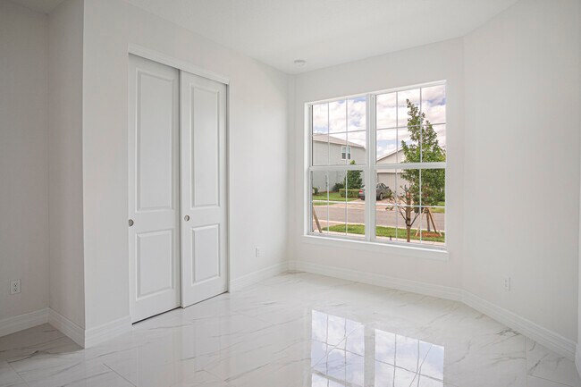 Building Photo - 10353 SW Captiva Dr