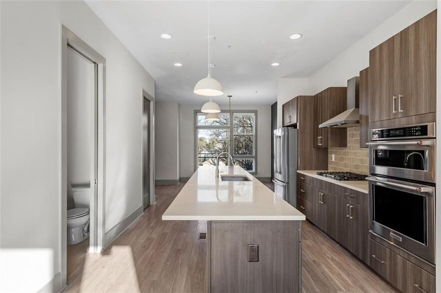 Building Photo - 63 Reynolds Square Ln