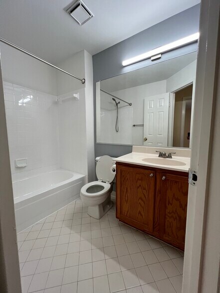 Building Photo - 13829 Bronco Pl