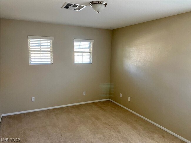 Building Photo - 3519 Bella Valencia Ct