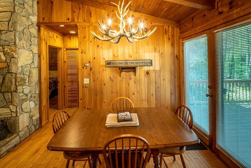 Building Photo - 106 Mountain Laurel Ln