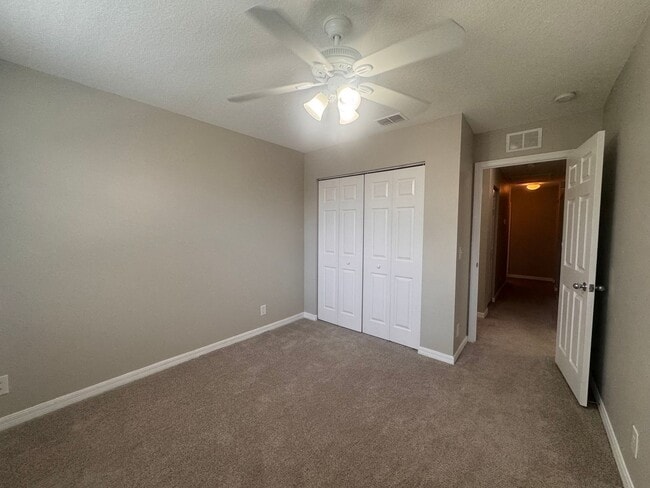 Building Photo - 3BR/2.5BA | Townhome | 1-Car Garage Parking | Community Pool!