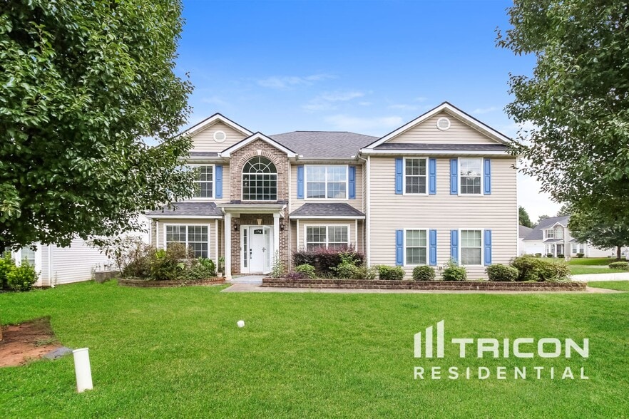 Primary Photo - 515 Lakeridge Ct
