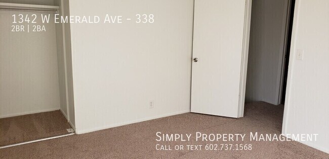 Building Photo - 1342 W Emerald Ave