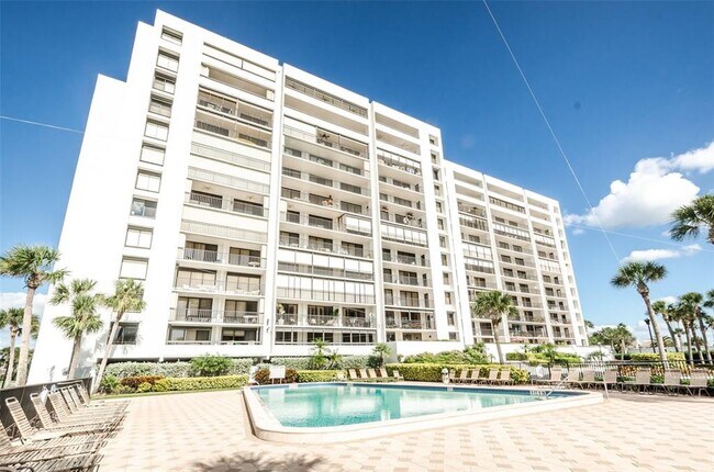 Building Photo - 1460 Gulf Blvd