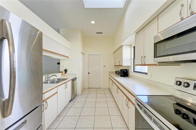 Building Photo - 5045 82nd Way E