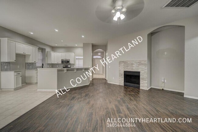 Building Photo - 908 Black Jack Ln