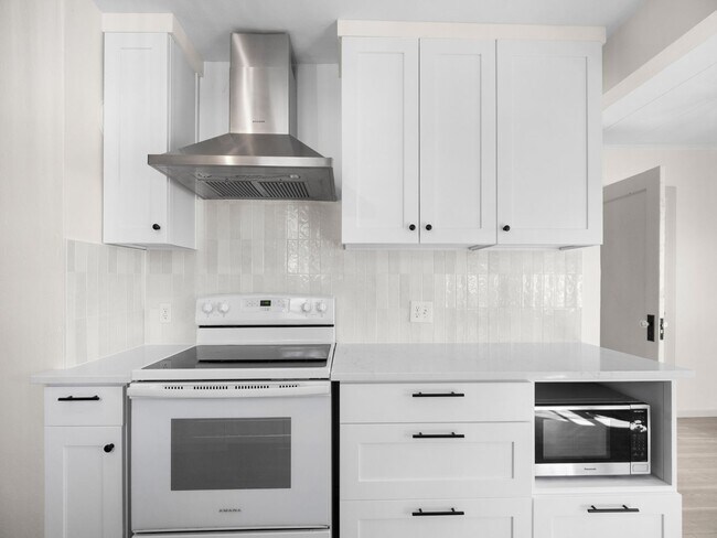 Building Photo - Modern & Cozy Retreat in Spokane – Prime Location Near Downtown